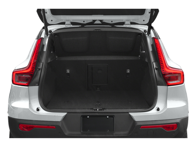 2021 Volvo XC40 R-Design