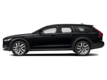 2022 Volvo V90 Cross Country B6