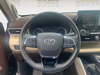 2021 Toyota Highlander Hybrid Limited