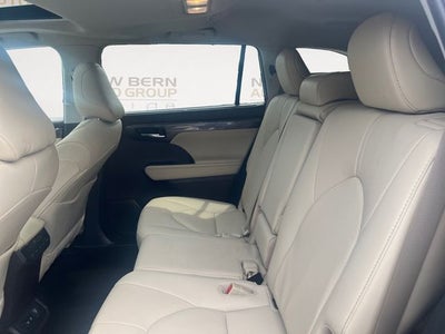 2021 Toyota Highlander Hybrid Limited