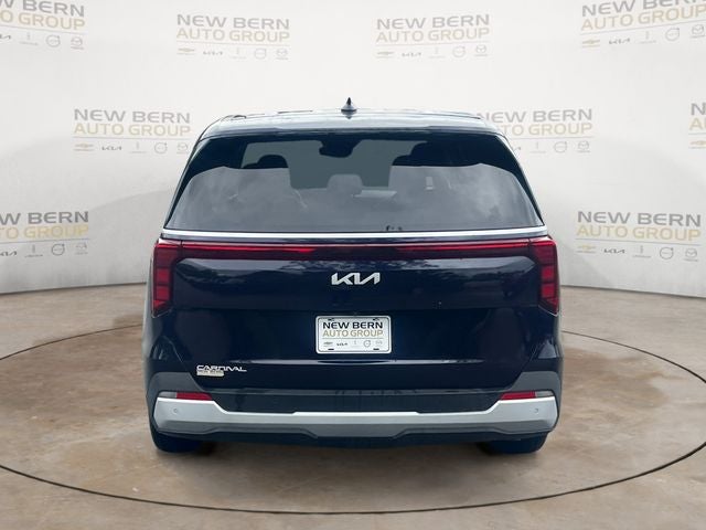 2025 Kia Carnival LXS