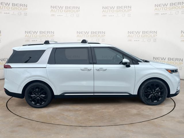 2024 Kia Carnival SX