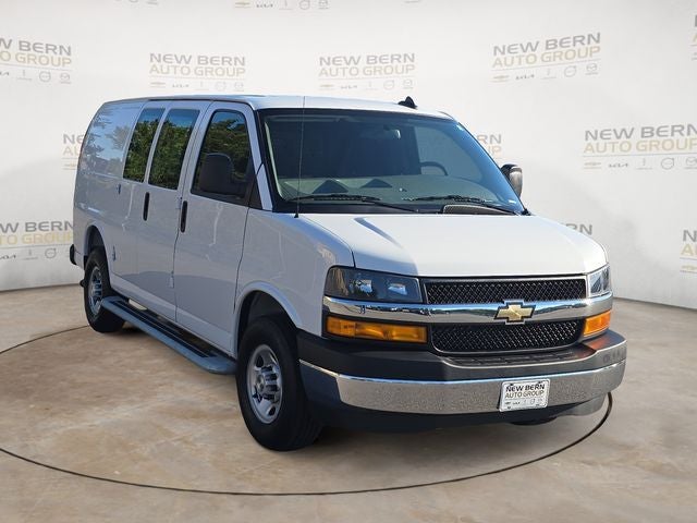2025 Chevrolet Express 2500 Work Van Cargo
