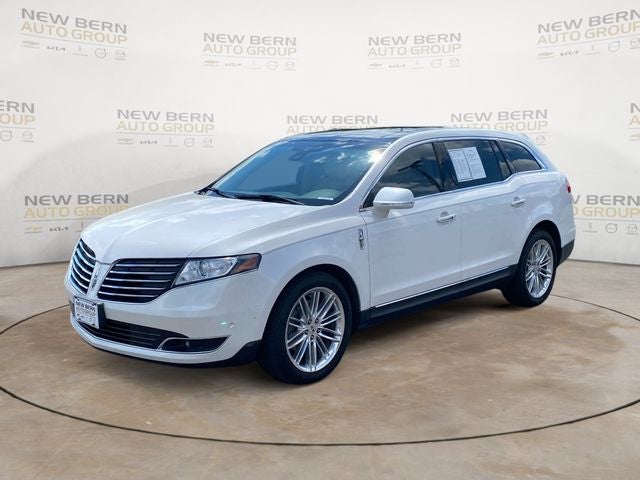 2019 Lincoln MKT Standard