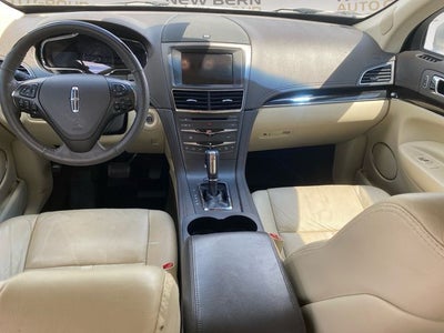 2019 Lincoln MKT Standard