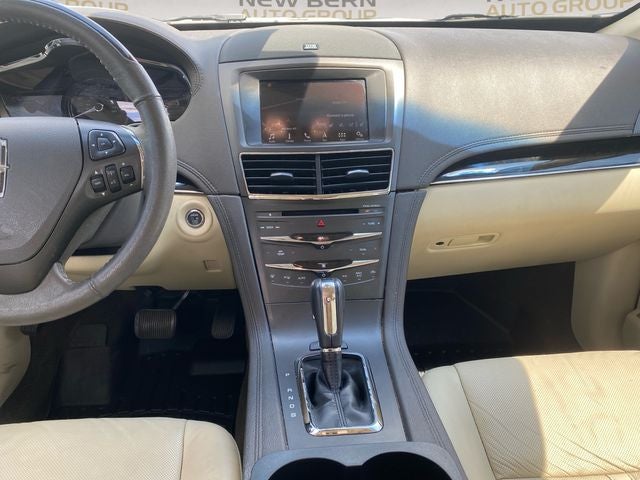 2019 Lincoln MKT Standard