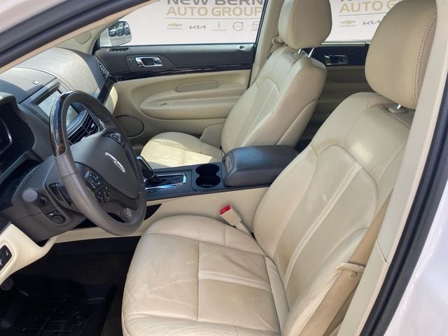 2019 Lincoln MKT Standard