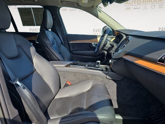 2023 Volvo XC90 B6 Plus 6-Seater