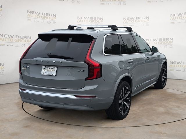 2025 Volvo XC90 B6 Core 2025.5