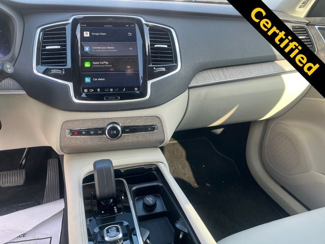 2024 Volvo XC90 B5 Plus