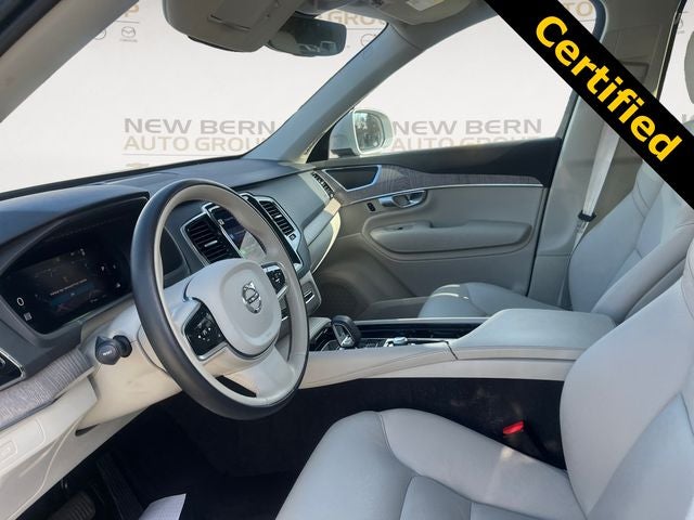 2024 Volvo XC90 B5 Plus