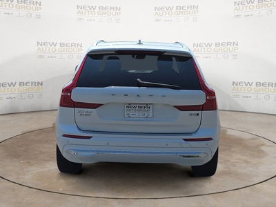 2023 Volvo XC60 B5 Ultimate Bright Theme