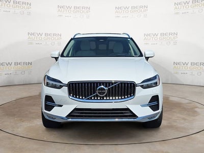 2023 Volvo XC60 B5 Ultimate Bright Theme
