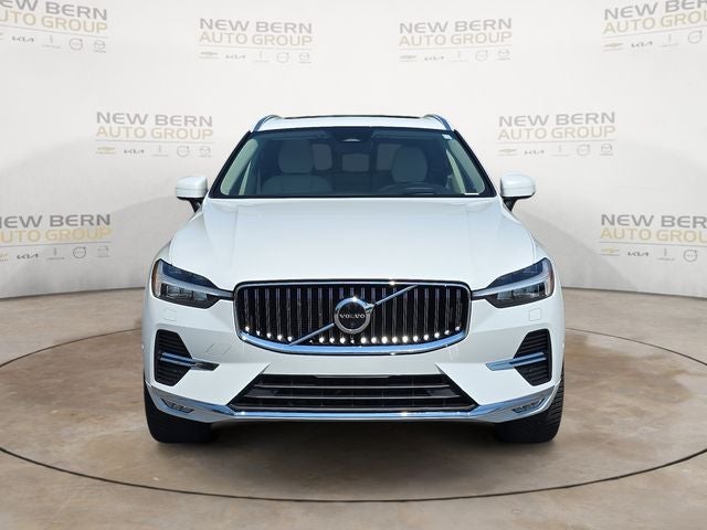 2023 Volvo XC60 B5 Ultimate Bright Theme
