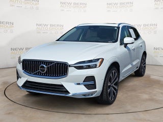 2023 Volvo XC60 B5 Ultimate Bright Theme