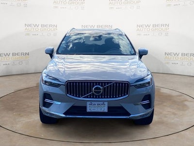 2023 Volvo XC60 B5 Plus Bright Theme