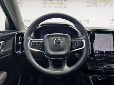 2024 Volvo XC40 B5 Core