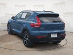 2023 Volvo XC40 B5 Plus Dark Theme