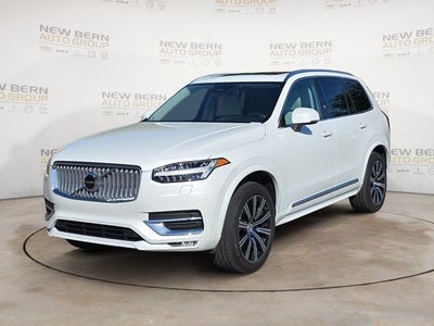2025 Volvo XC90 B5 Core