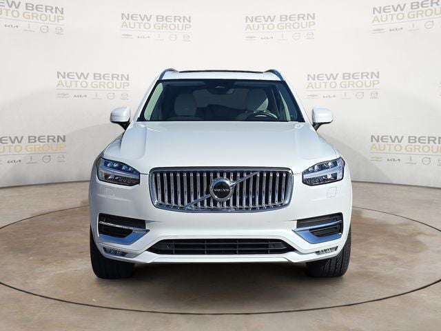 2025 Volvo XC90 B5 Core